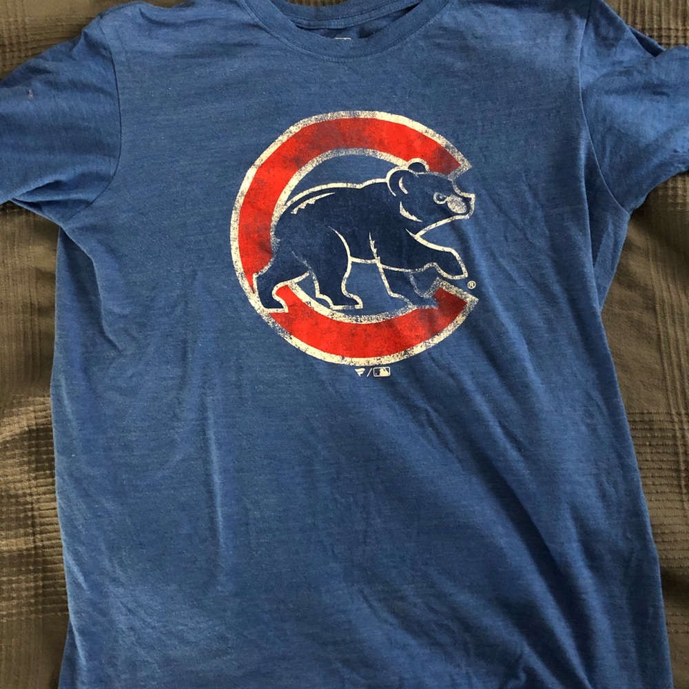Cubs t shirt